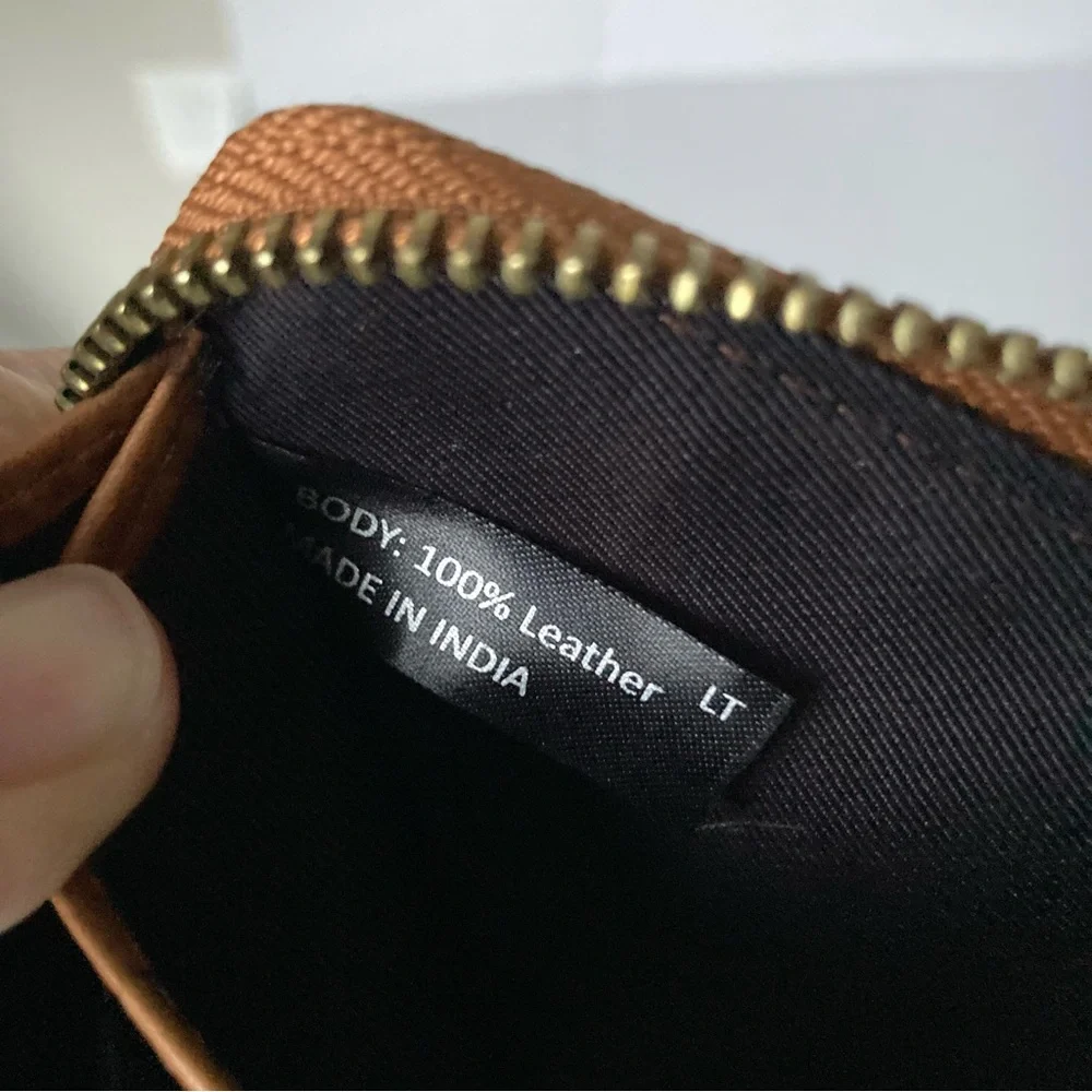 Margot New York Leather Wristlet Clutch 8.5 inches x 4.5 inches - Picture 9 of 11